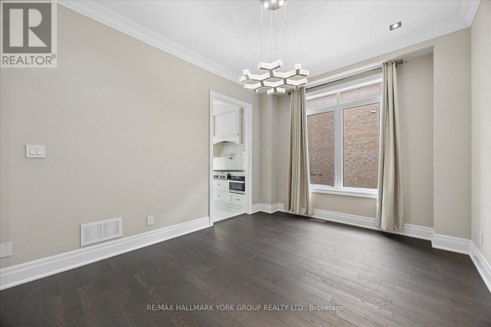 19 LAMPKIN STREET, Georgina (Sutton & Jackson's Point) — photo 8