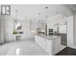 19 Lampkin Street, Georgina, ON L0E1R0 Photo 11