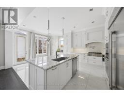 19 Lampkin Street, Georgina, ON L0E1R0 Photo 14