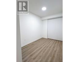 1112 - 8 Interchange Way, Vaughan, ON L4K5Z7 Photo 8