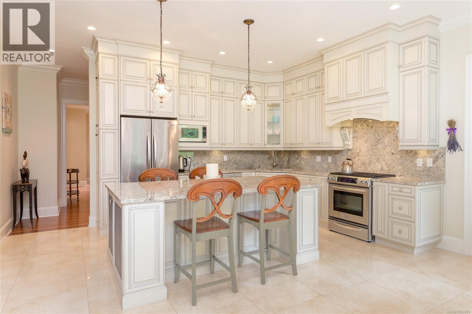  3280 Ripon Road, Oak Bay