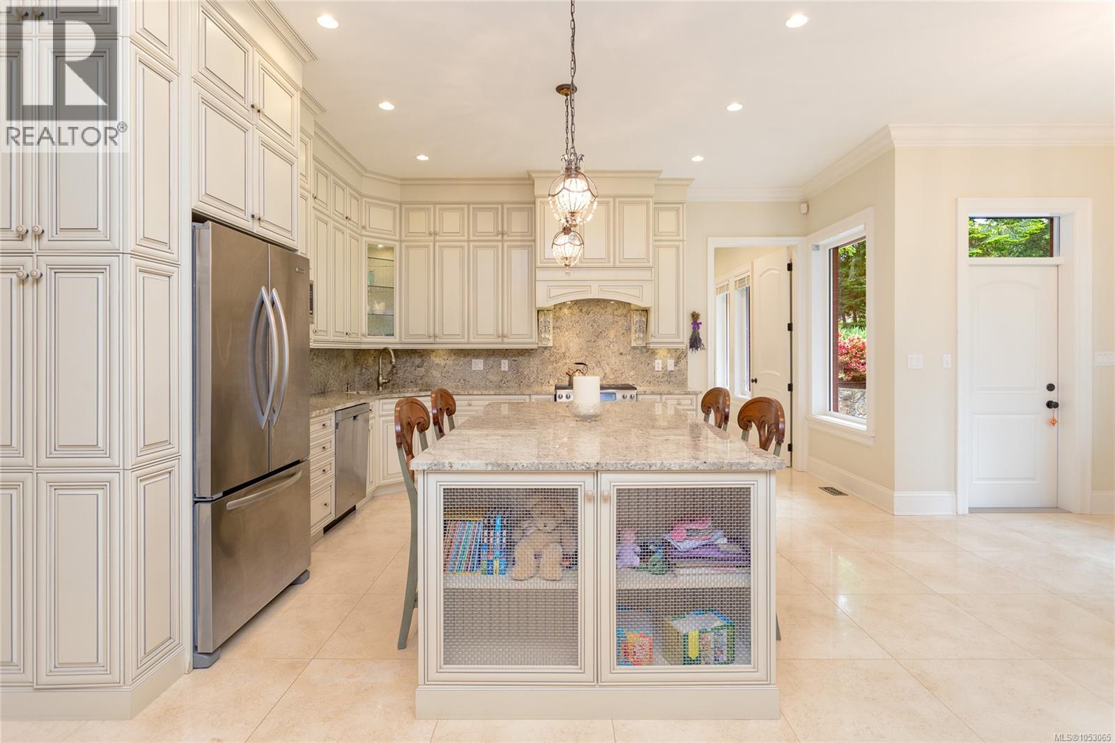  3280 Ripon Road, Oak Bay