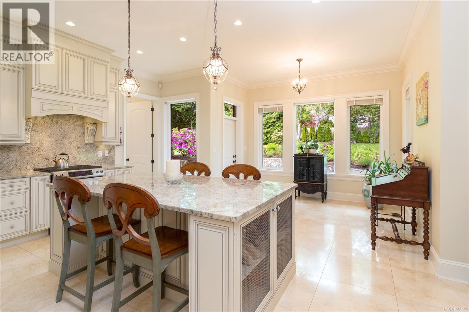  3280 Ripon Road, Oak Bay