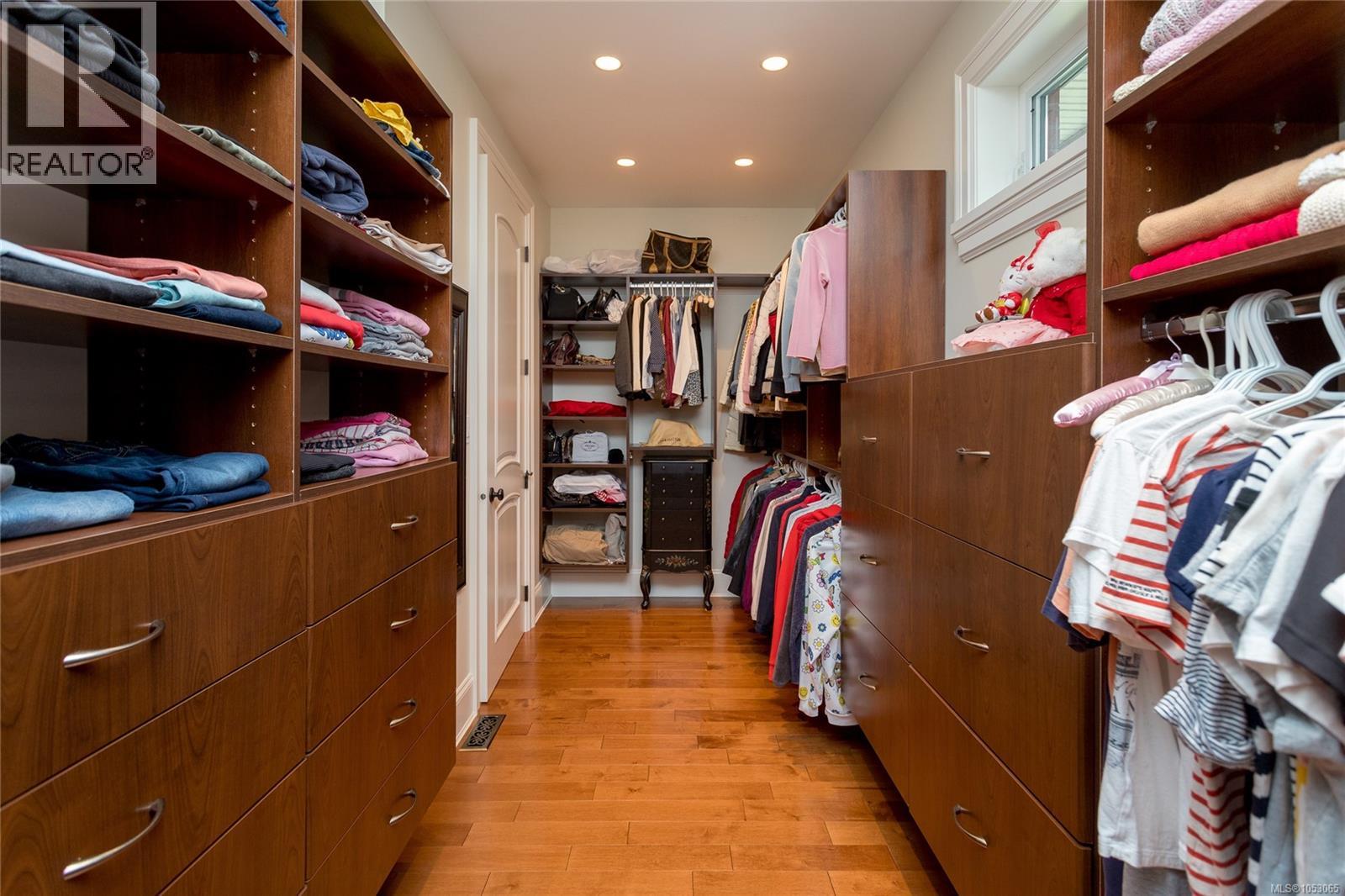  3280 Ripon Road, Oak Bay