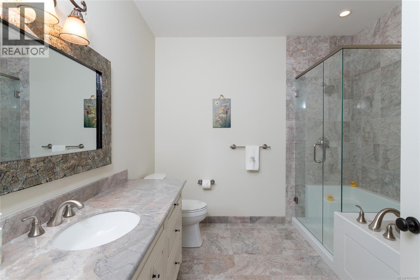  3280 Ripon Road, Oak Bay