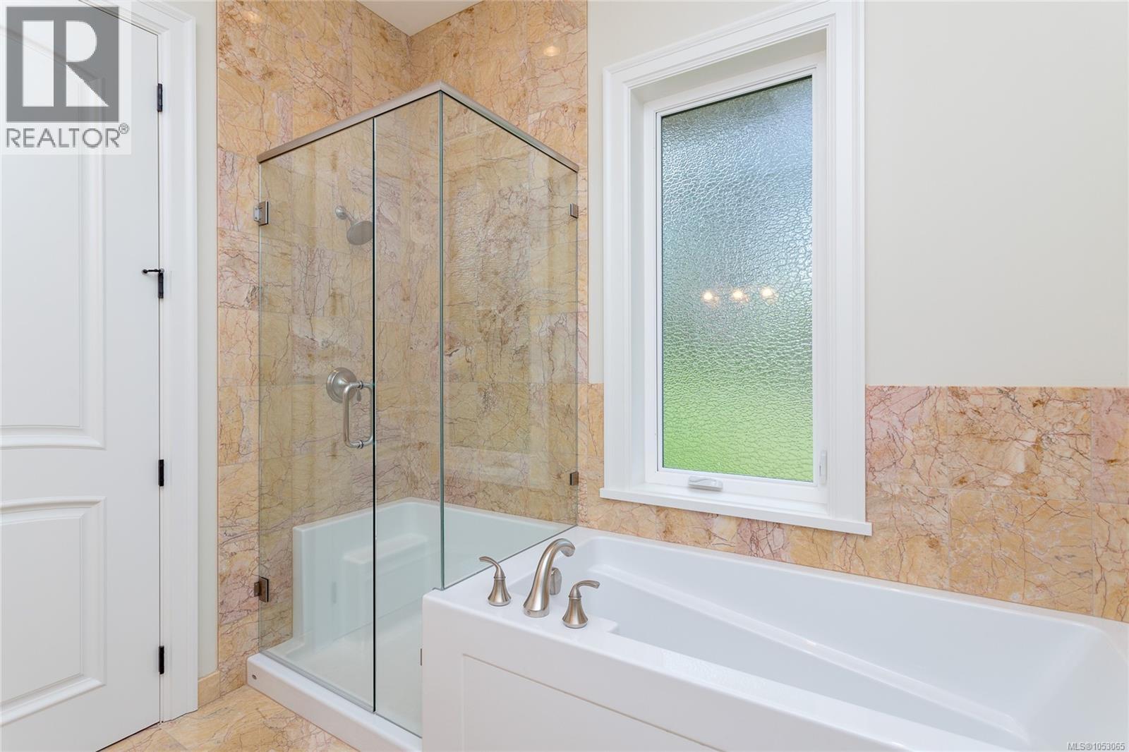  3280 Ripon Road, Oak Bay