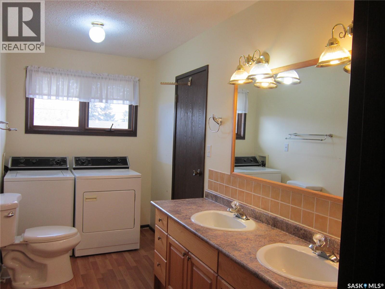 210 1st STREET N, Wakaw — photo 15