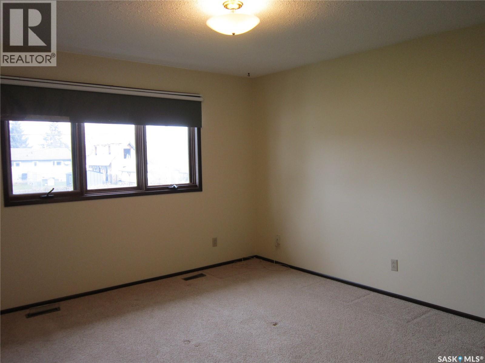 210 1st STREET N, Wakaw — photo 18