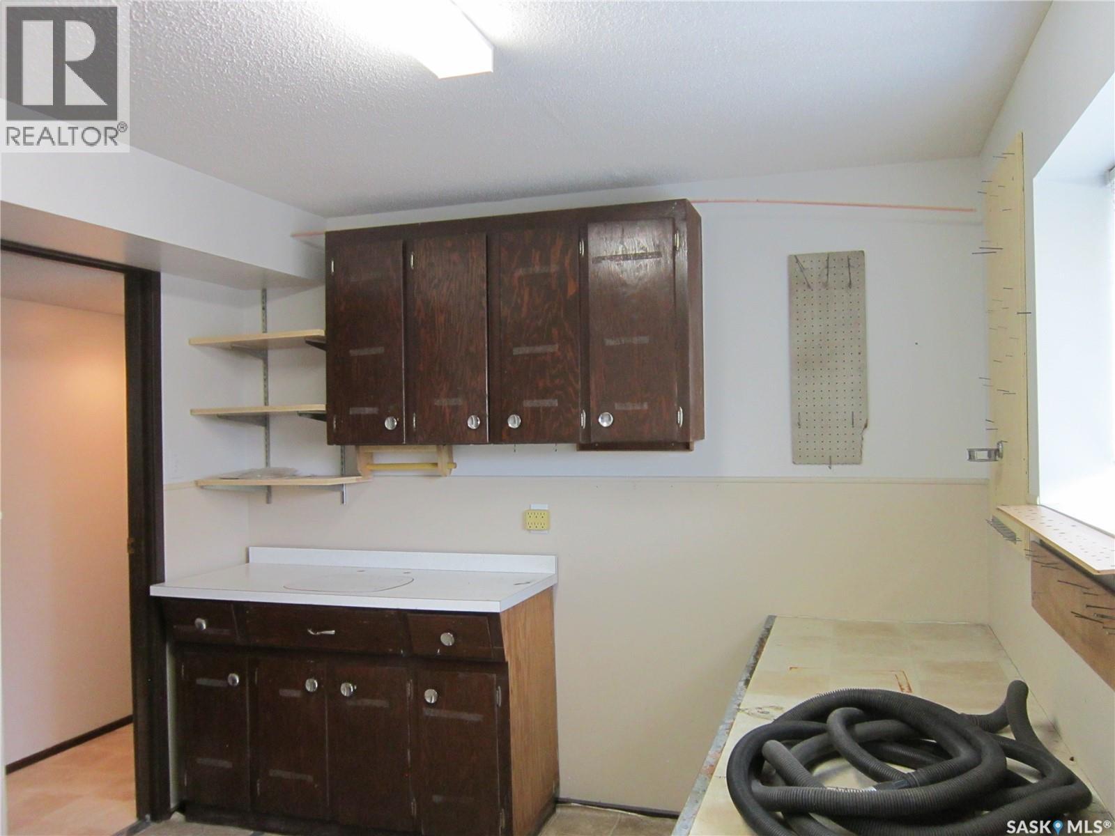 210 1st STREET N, Wakaw — photo 25