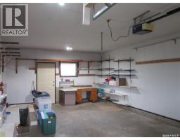 210 1st Street N, Wakaw, SK S0K4P0 Photo 32