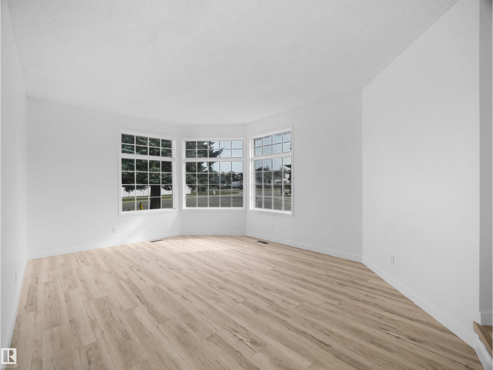 4103 28 AV NW, Edmonton — photo 8