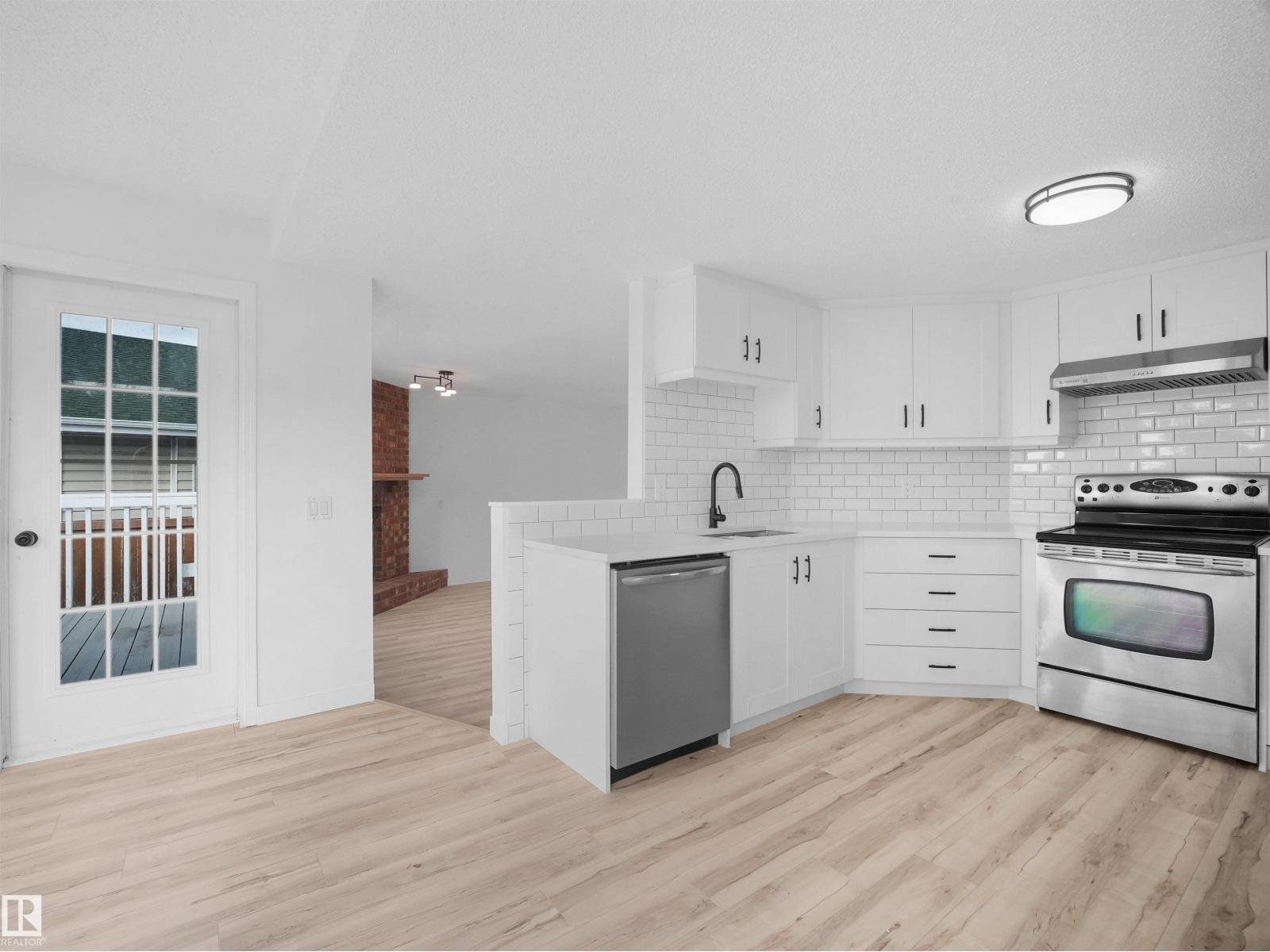4103 28 AV NW, Edmonton — photo 14