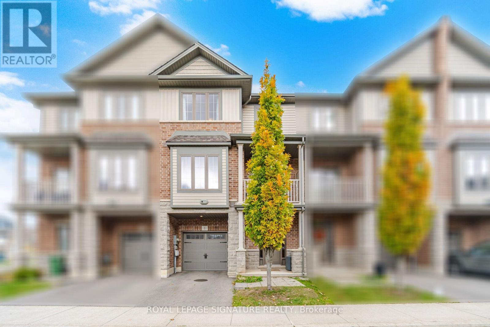 1 Ridgeside Lane, Hamilton, ON photo 2