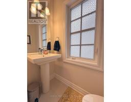 26 Windsor Circle, Niagara On The Lake, ON L0S1J0 Photo 11