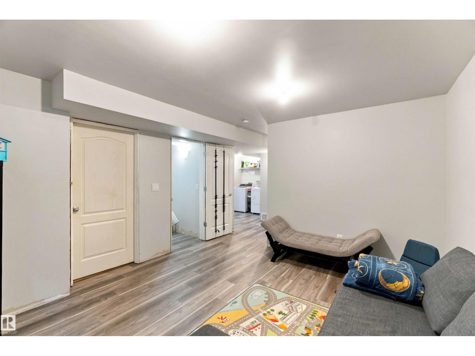 102 Boxwood Bend, photo 41