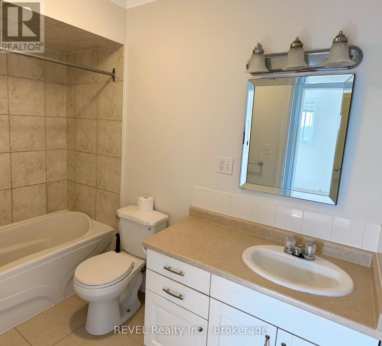 A - 204 OAKDALE AVENUE, St. Catharines (Oakdale) — photo 9