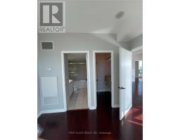 2004 - 231 Fort York Boulevard, Toronto, ON M5V1B2 Photo 9