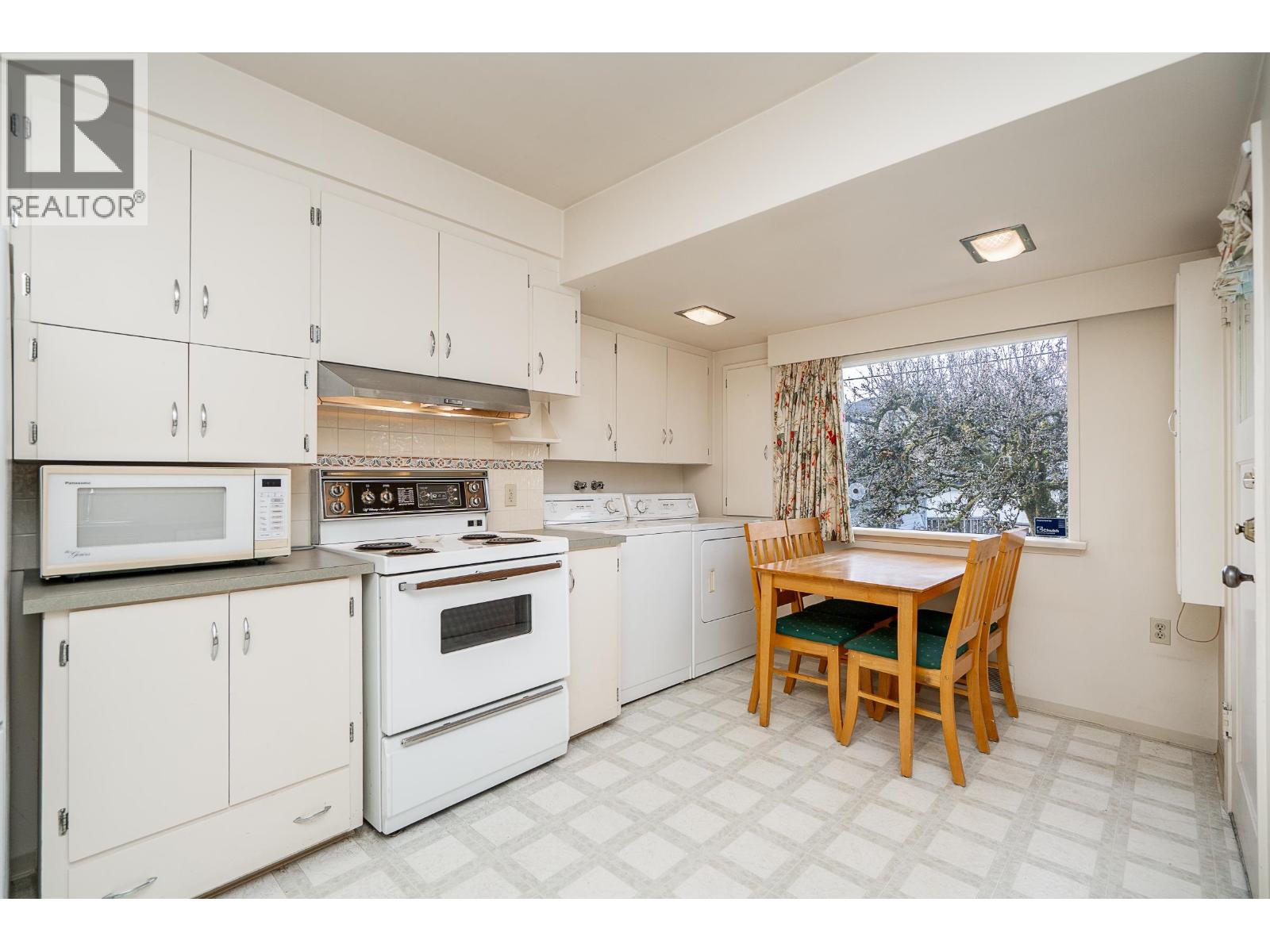 4 Bed, 2 Bath House for Sale in Vancouver – 1969 W 43RD AVENUE, Vancouver – MLS# R3178224 - Image 17