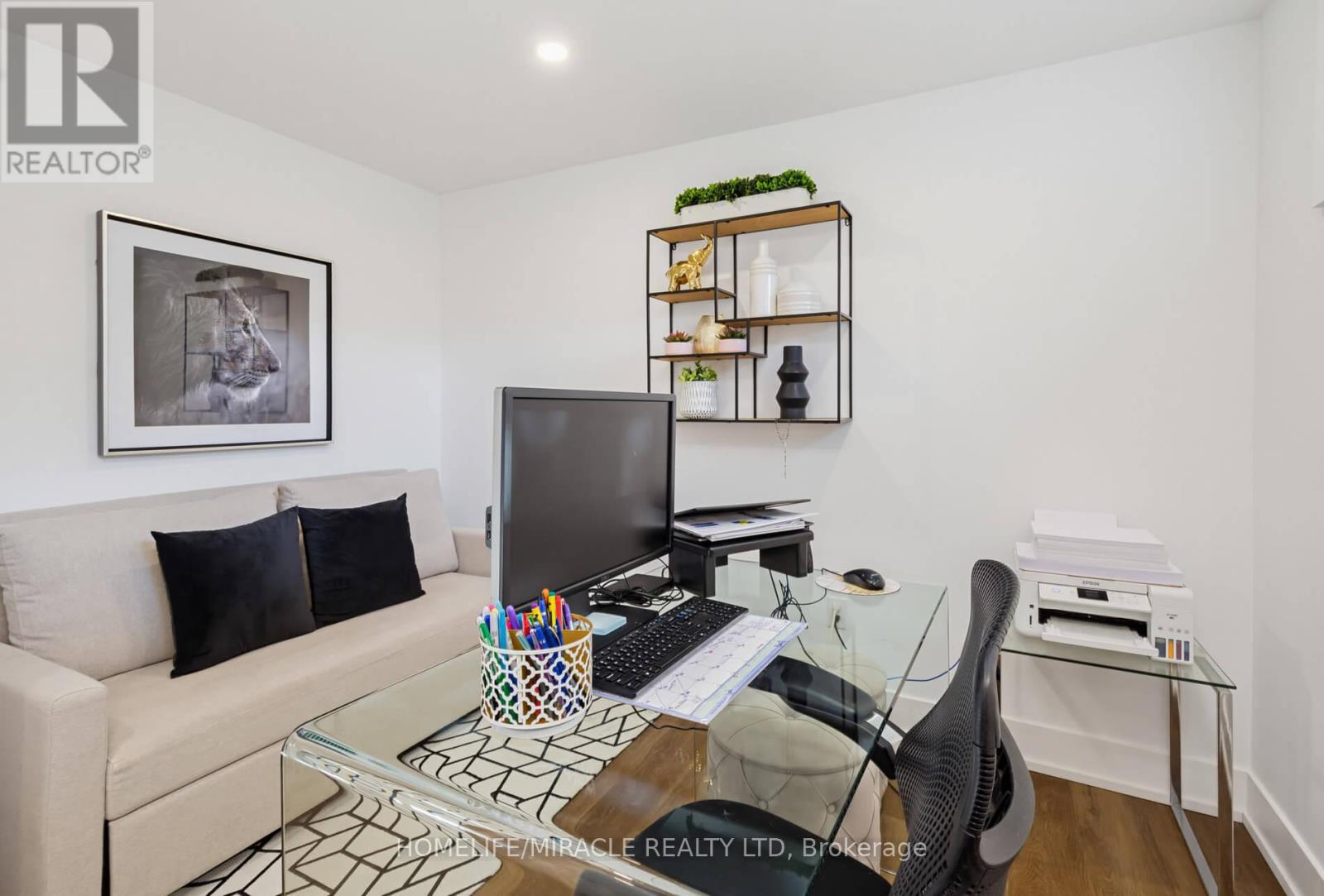 8 Laurelwood Crescent, Toronto, ON photo 41