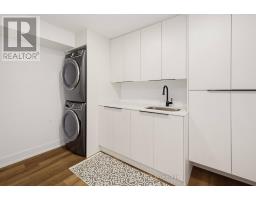 8 Laurelwood Crescent, Toronto, ON M9P1L5 Photo 29