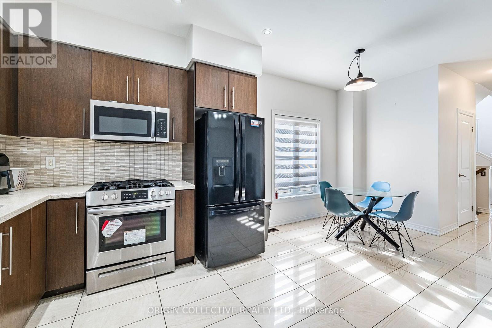 136 Westbank Trail East, Hamilton, ON photo 20