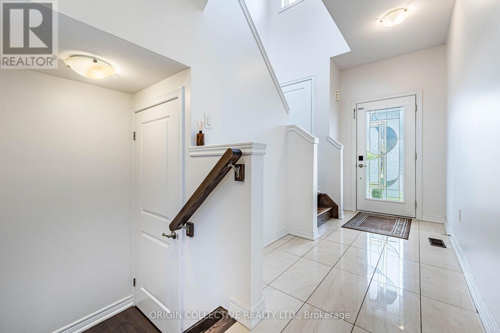 136 Westbank Trail East, Hamilton, ON photo 24