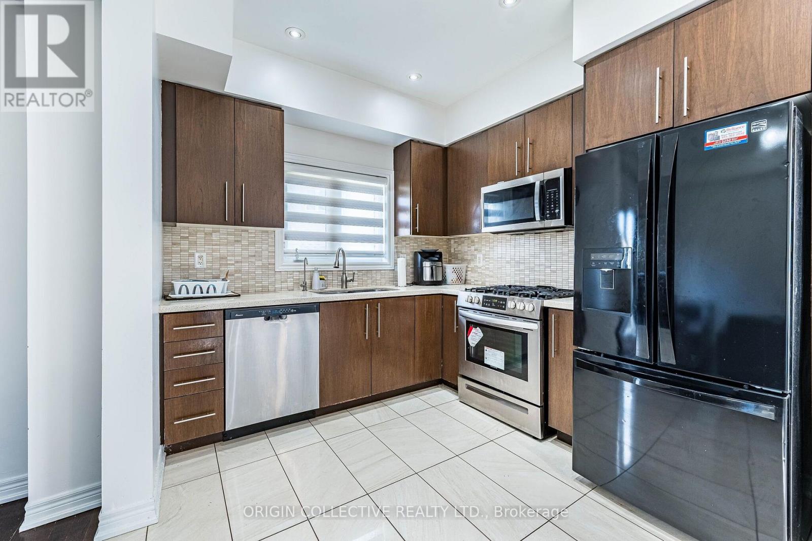 136 Westbank Trail East, Hamilton, ON photo 25