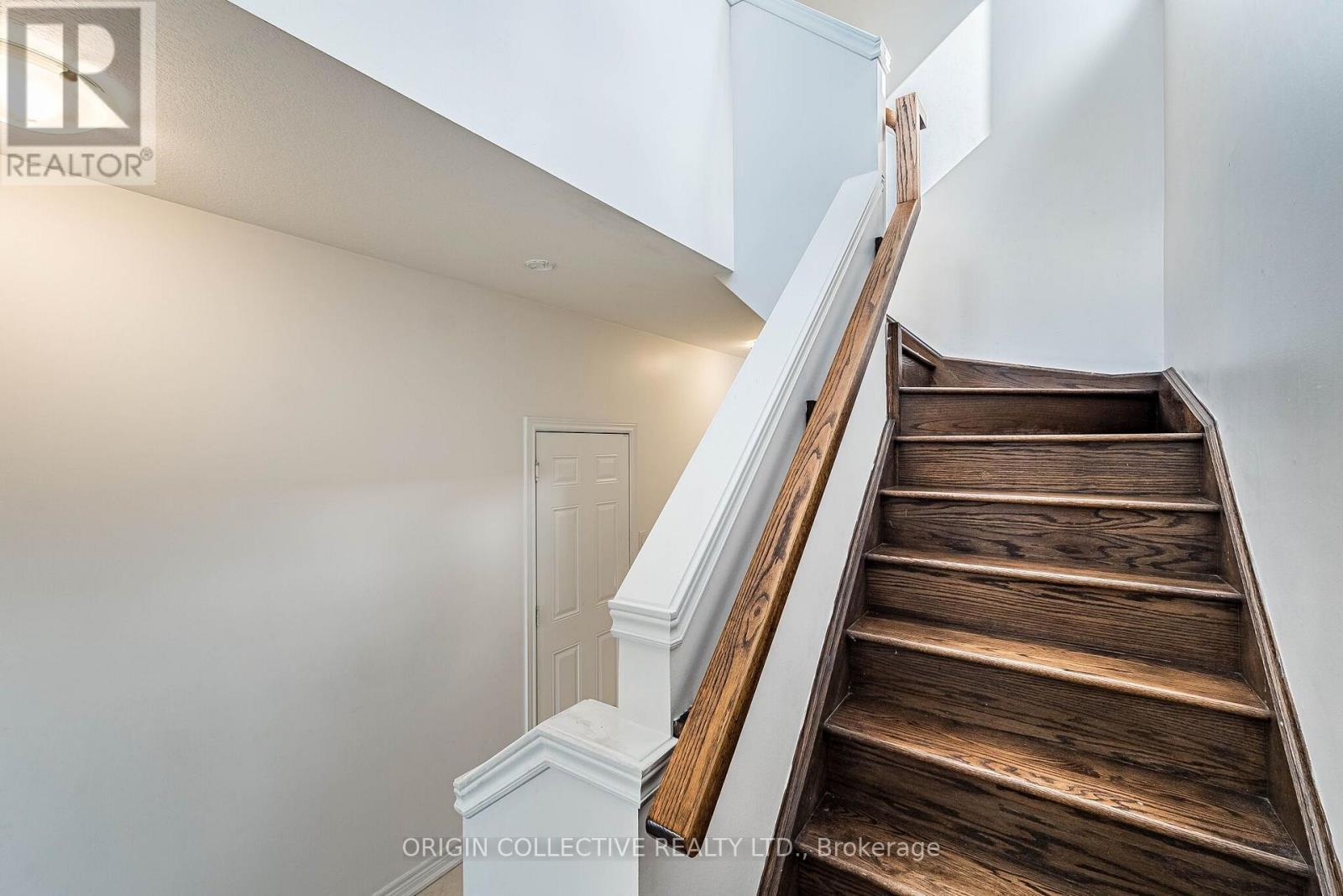 136 Westbank Trail East, Hamilton, ON photo 33