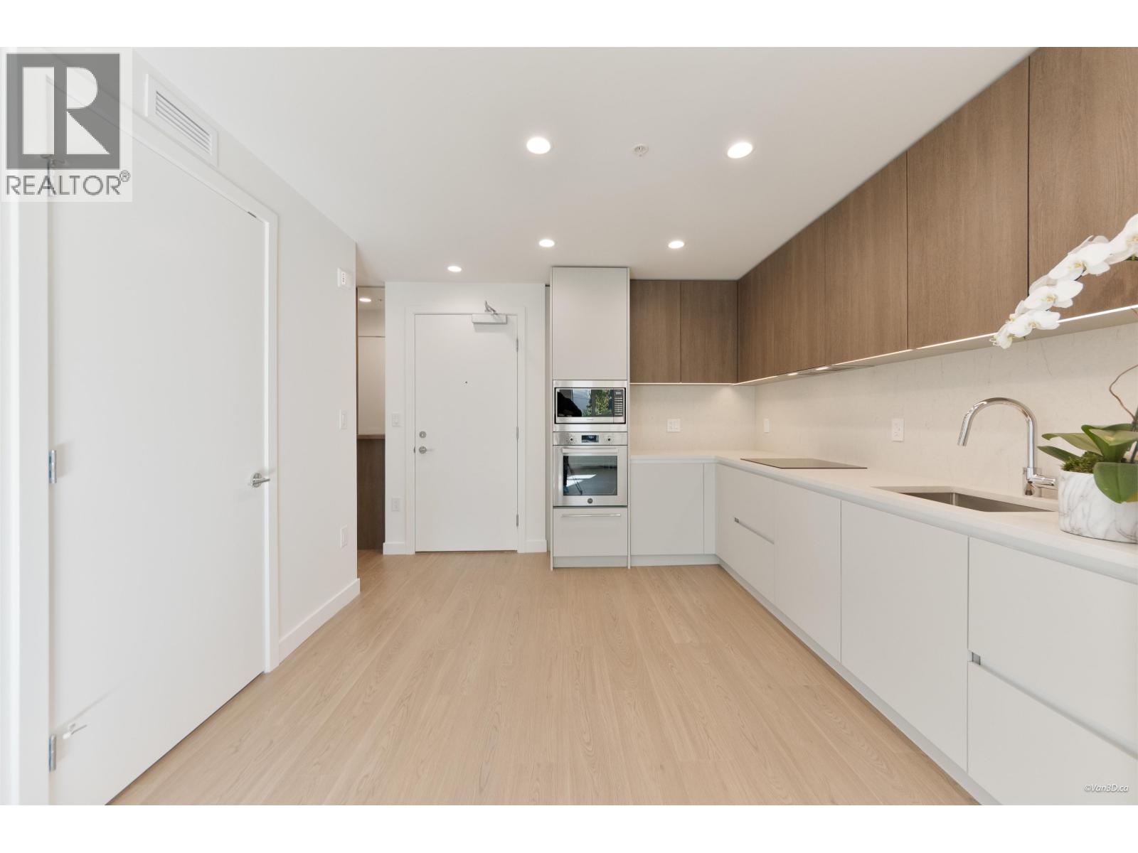 Property for sale at 102 588 HARRISON AVENUE