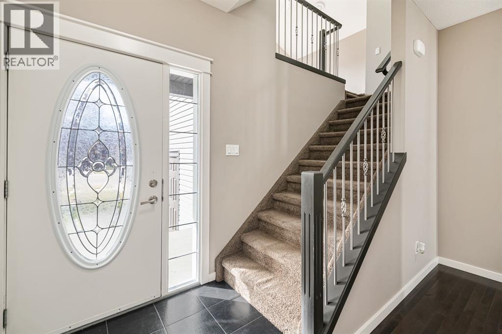 205 Van Slyke Way, photo 14 of 41