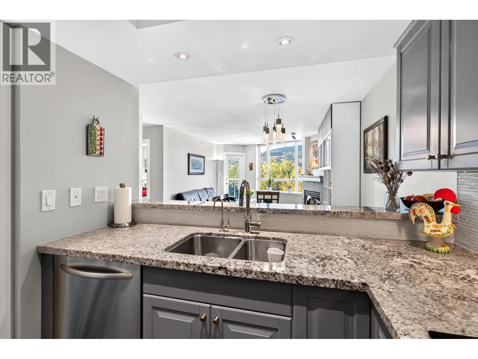 2 Bed, 2 Bath House for Sale in Coquitlam – 1401 1199 EASTWOOD STREET, Coquitlam – MLS# R3178295 - Image 20