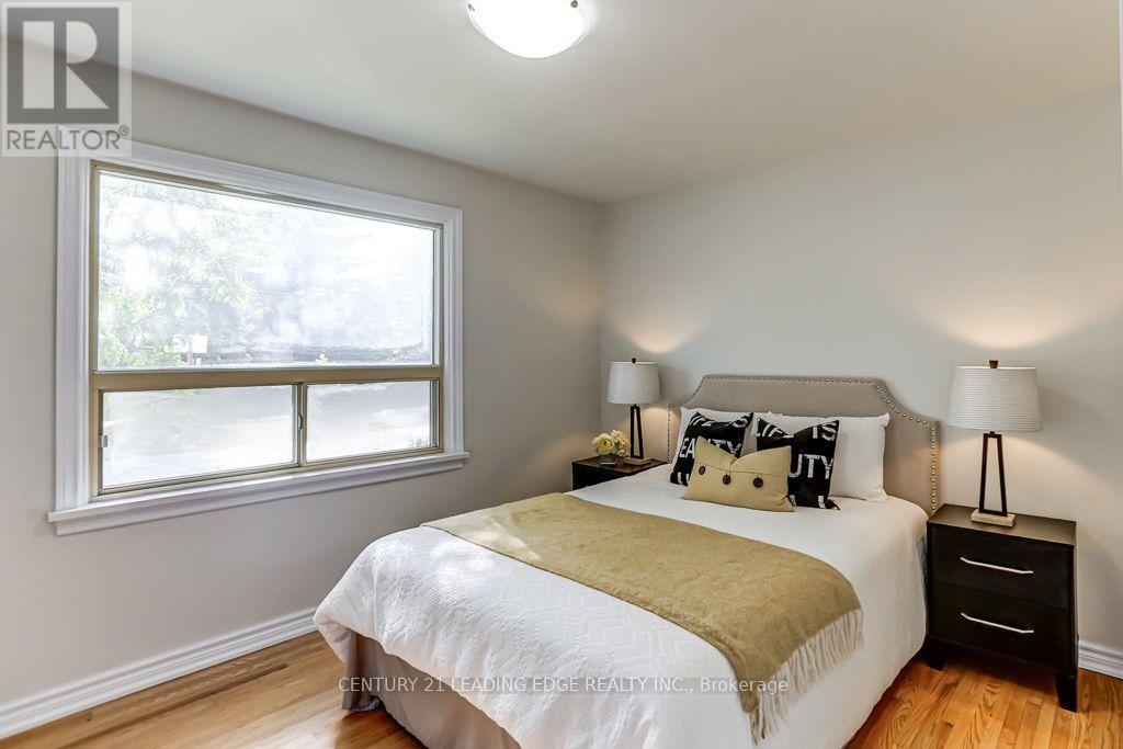 26 McGregor Road, Toronto, ON photo 15