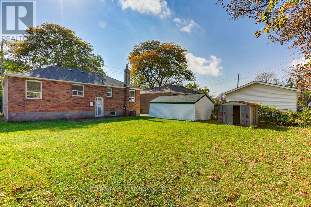 26 McGregor Road, Toronto, ON photo 32