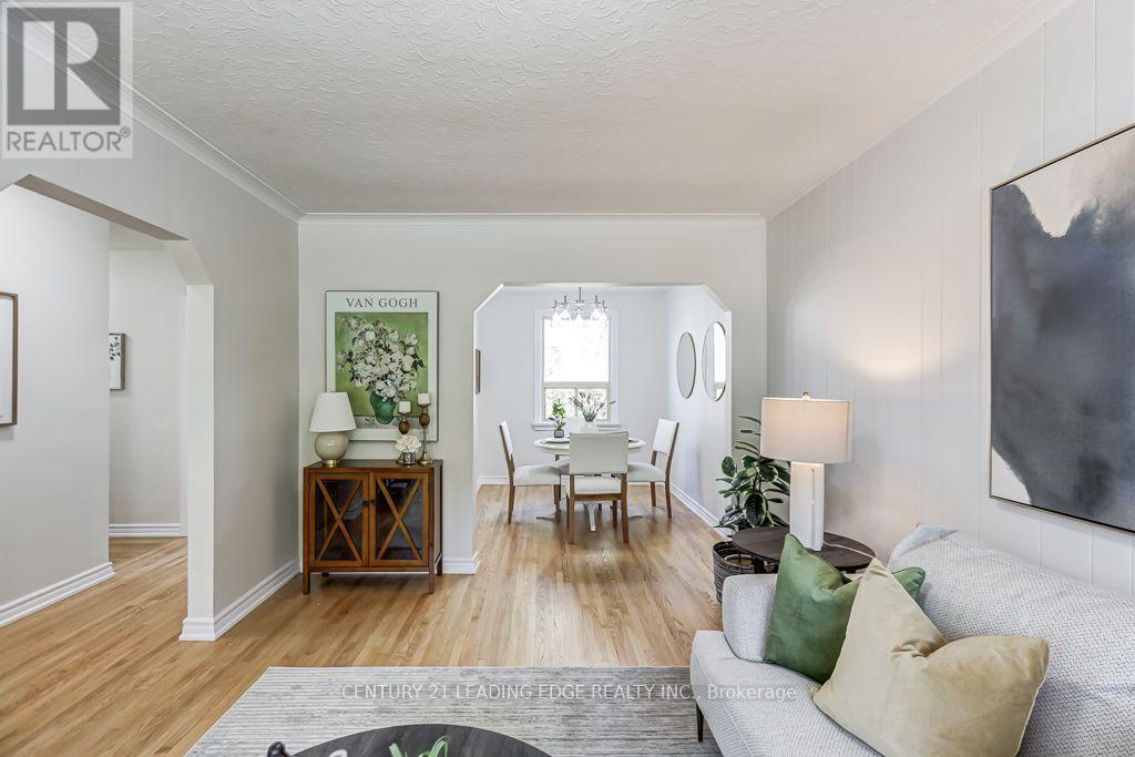 26 McGregor Road, Toronto, ON photo 8