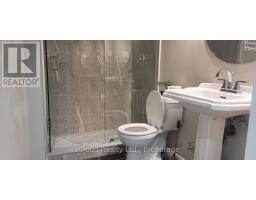 12 Scribner Court, Brampton, ON L6Z2N1 Photo 7