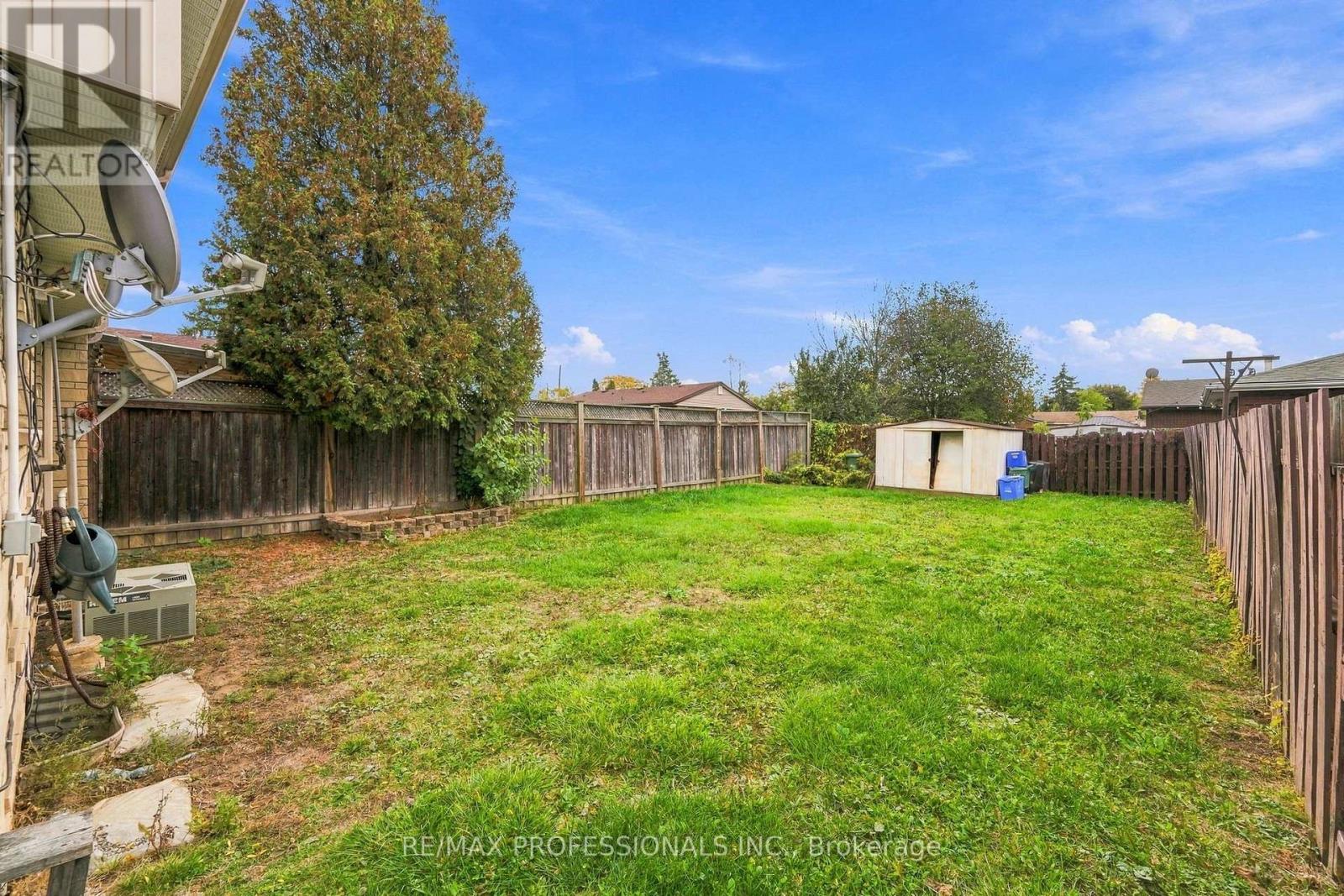 46 Lilacside Drive, Hamilton, ON photo 22