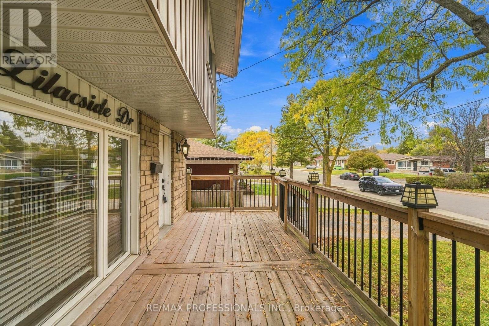 46 Lilacside Drive, Hamilton, ON photo 5