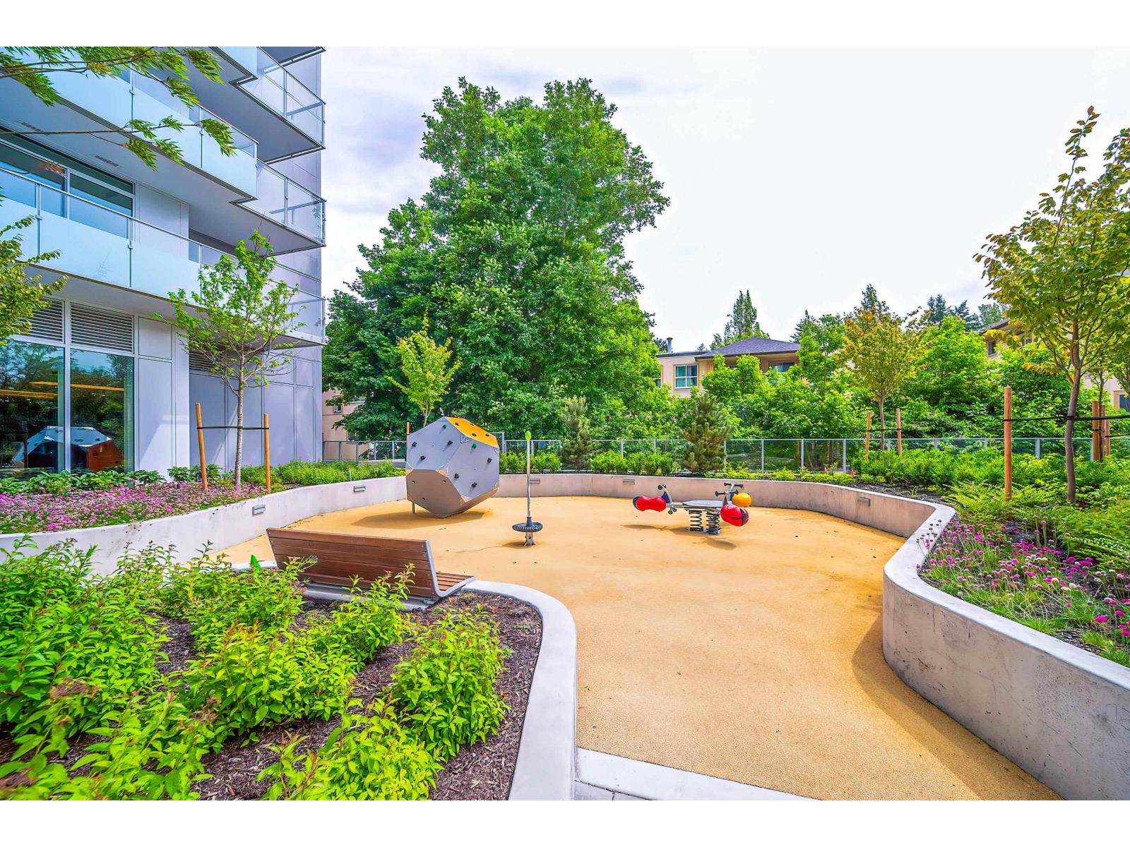 2908 13768 100 Avenue, Surrey — photo 33