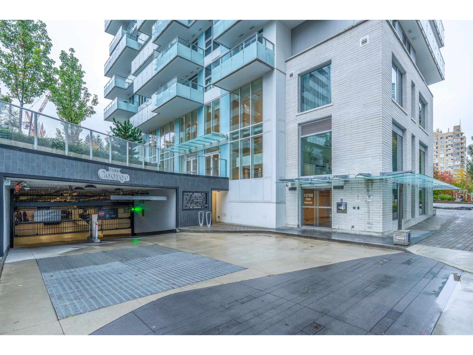 13768 100 Unit 2908 photo 2