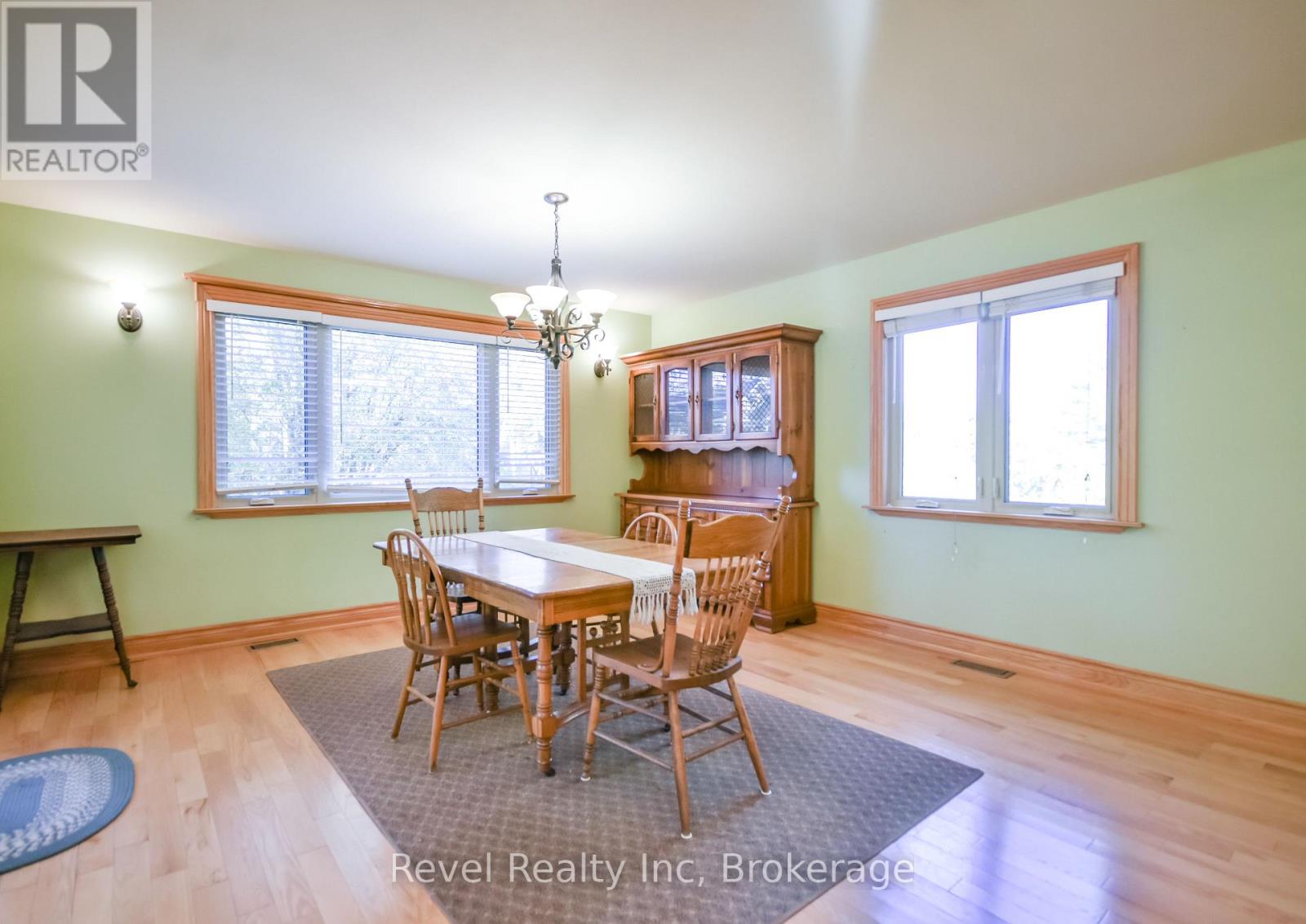 2362 Tall Tree Lane, Innisfil photo 5