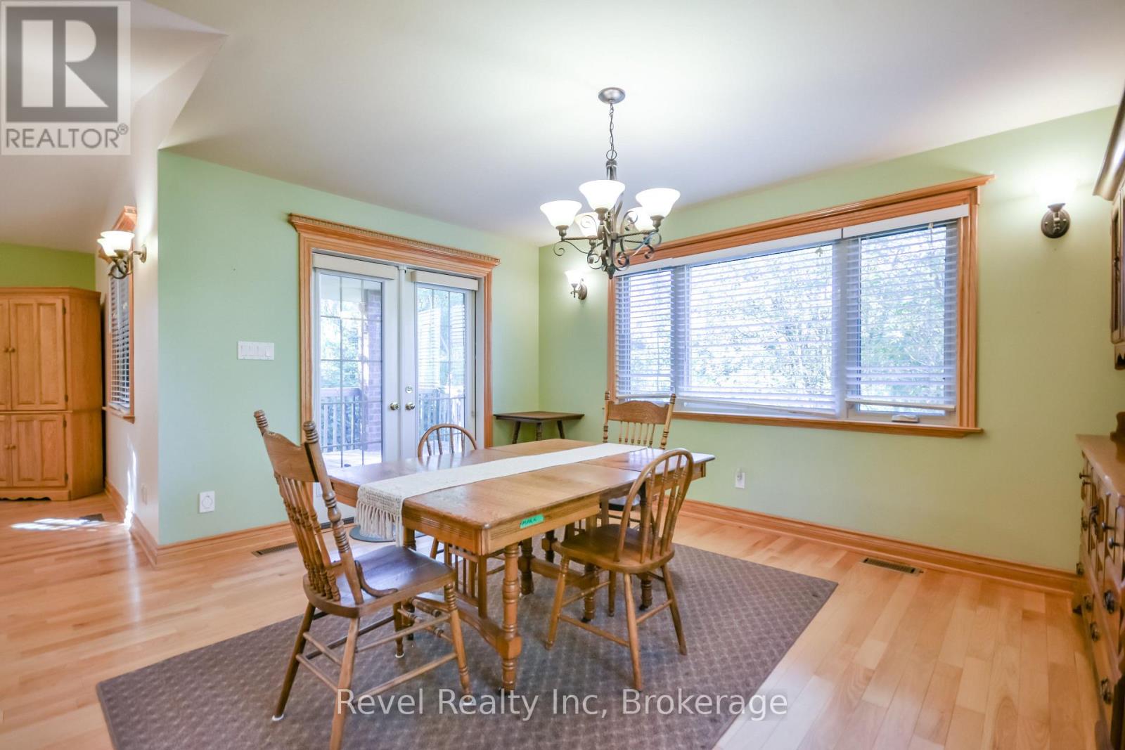 2362 Tall Tree Lane, Innisfil photo 9