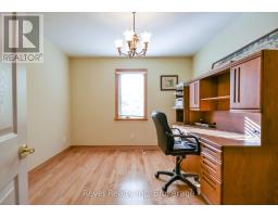 2362 Tall Tree Lane, Innisfil, ON L9S3X5 Photo 13