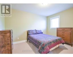2362 Tall Tree Lane, Innisfil, ON L9S3X5 Photo 24