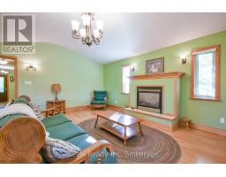 2362 Tall Tree Lane, Innisfil, ON L9S3X5 Photo 6