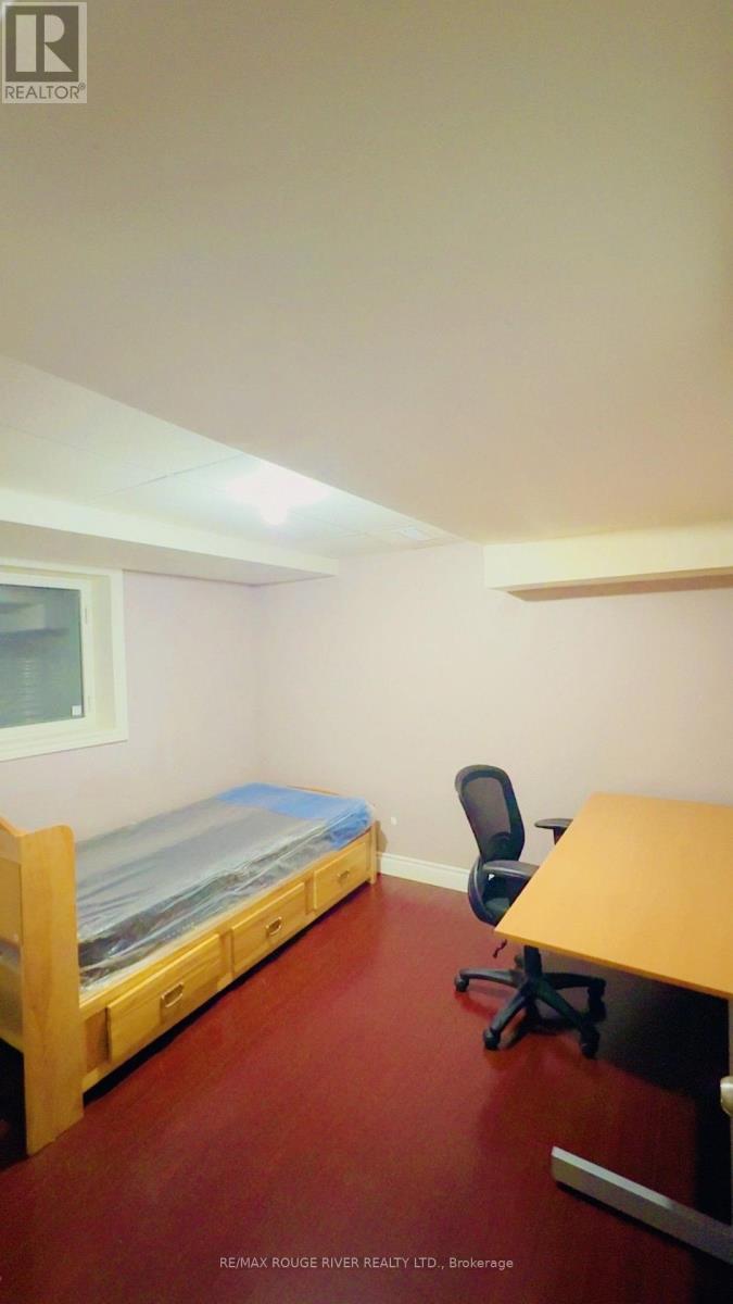 BSMT - 27 VALLEY CENTRE DRIVE, Toronto (Malvern) — photo 10