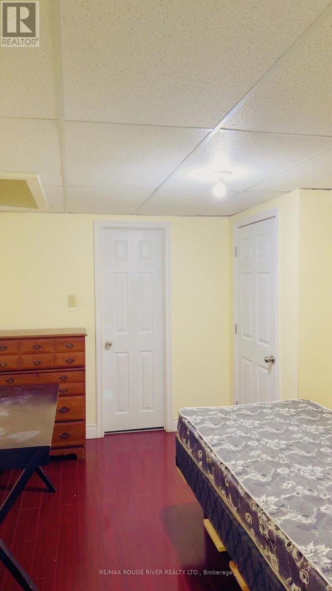 BSMT - 27 VALLEY CENTRE DRIVE, Toronto (Malvern) — photo 11