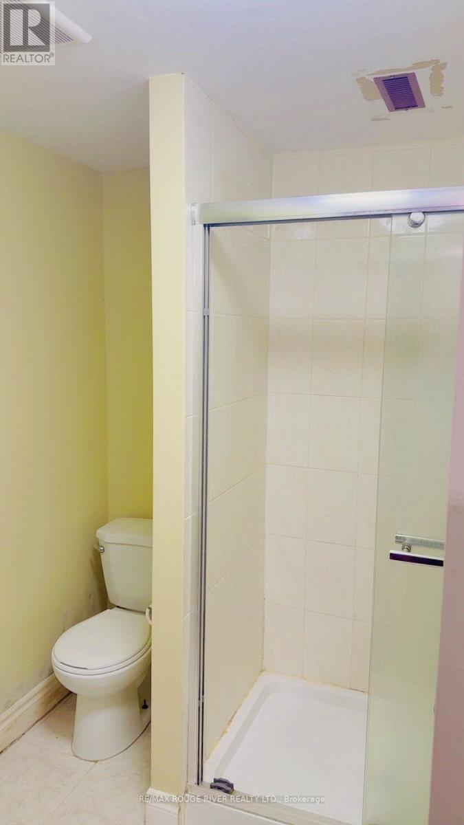 BSMT - 27 VALLEY CENTRE DRIVE, Toronto (Malvern) — photo 12