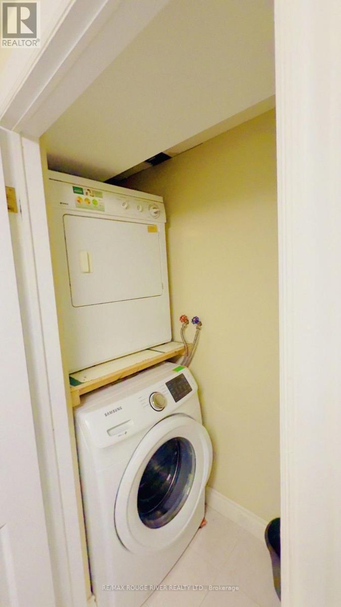 BSMT - 27 VALLEY CENTRE DRIVE, Toronto (Malvern) — photo 8