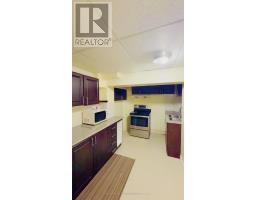 Bsmt - 27 Valley Centre Drive, Toronto, ON M1X1K9 Photo 7