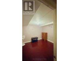 Bsmt - 27 Valley Centre Drive, Toronto, ON M1X1K9 Photo 9